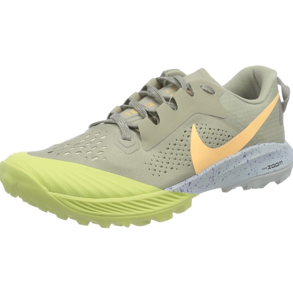 Nike Air Zoom Terra Kiger Trail Shoes - Picture 2 of 5